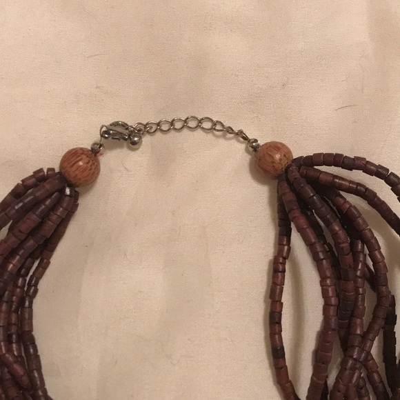 Beaded necklace - Picture 3 of 3